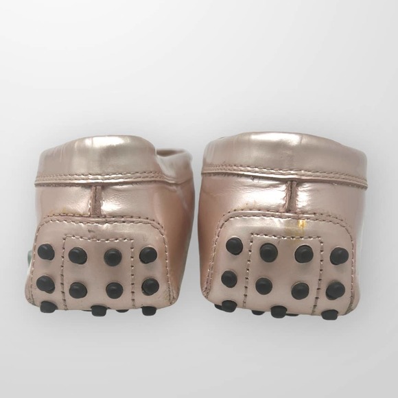 Tod's Metallic Pink Loafers - Picture 4 of 8